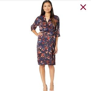 NEW Maggie London Silky Navy Floral Beach Dreas